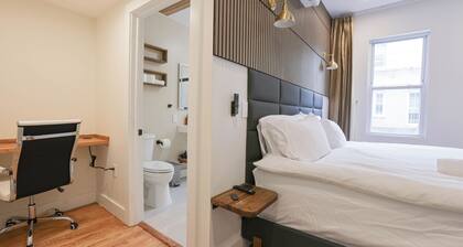 Luxury 4BR Boutique Stay Near Dupont Circle