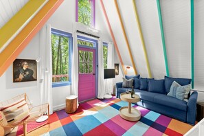 Living area - Color Me Cozy A-Frame - Stylish North Georgia Cabin Near Helen (Cleveland)