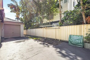 House, 4 Bedrooms, Balcony | Property grounds - Coastal Holiday Home - Bradford 10 (Labrador)