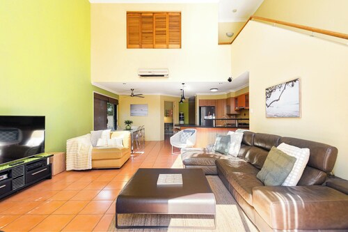 Coastal Holiday Home - Bradford 10