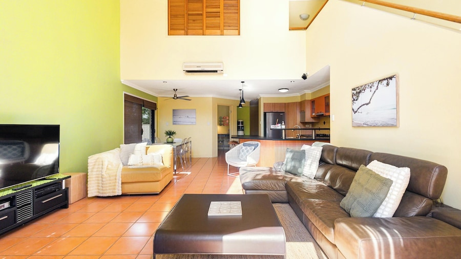 Coastal Holiday Home - Bradford 10