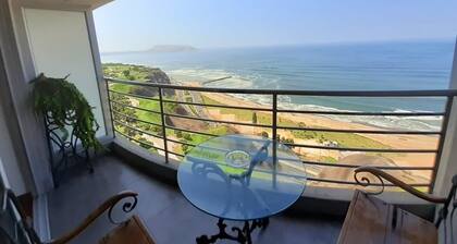 Ocean Breeze & City Vibes | Alojamiento de lujo en Lima