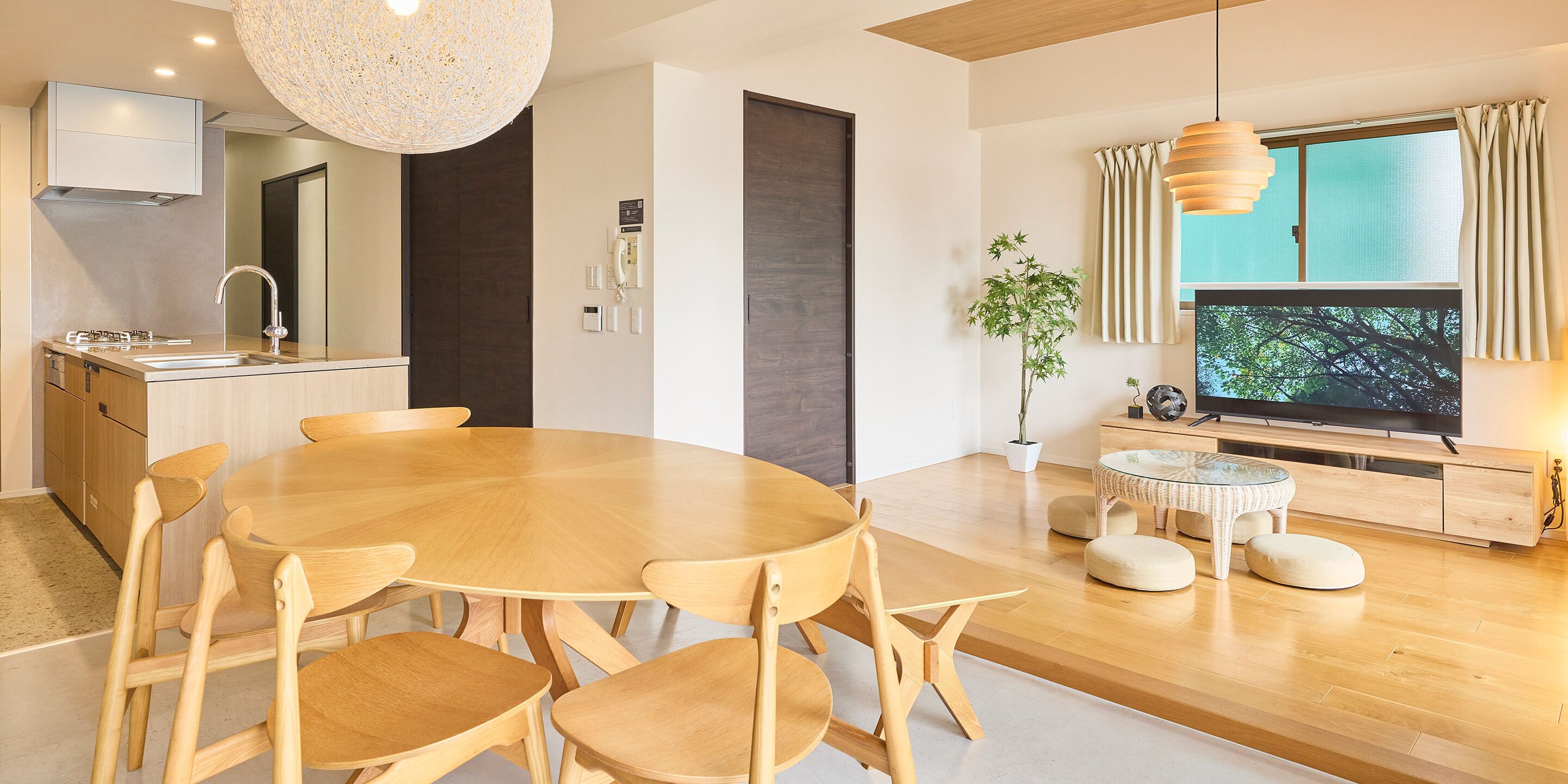 1 Double Bed + 2 Single Beds +2 Futon/70sqm/401, Non Smoking