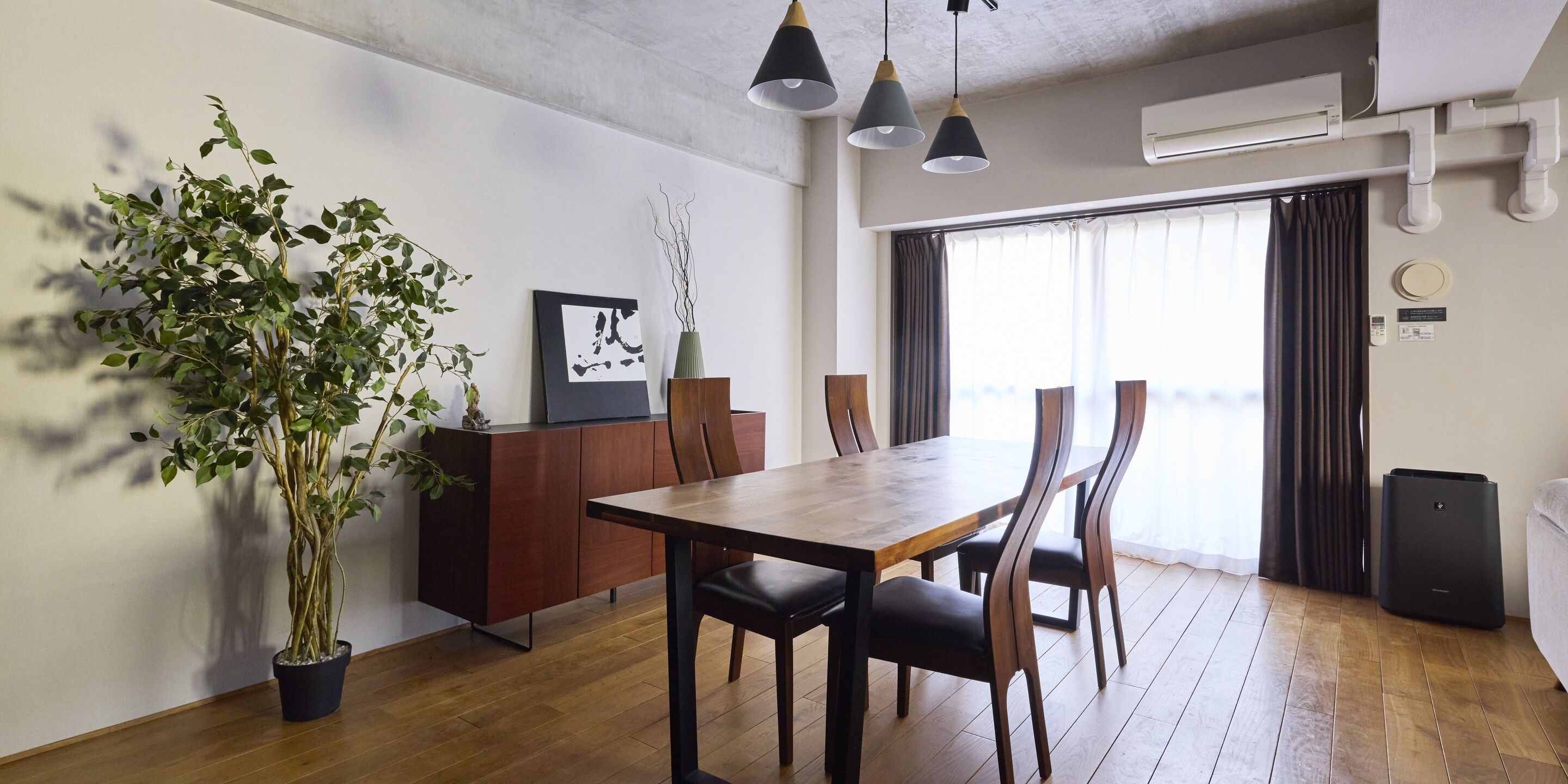 1 Double Bed + 2 Single Beds +2 Futon/70sqm/204, Non Smoking