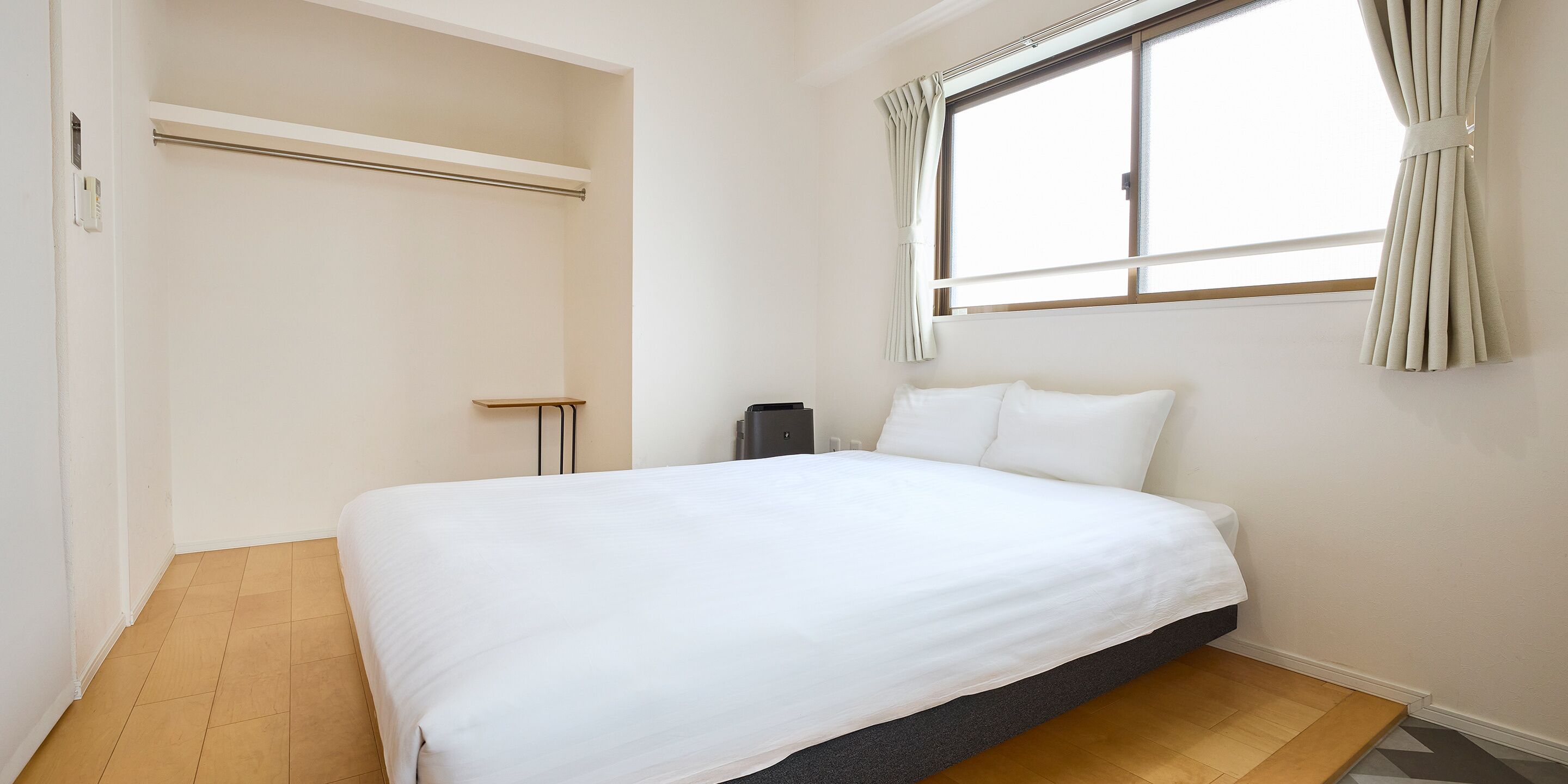 2 Double Beds + 2 Futon/70sqm/304, Non Smoking