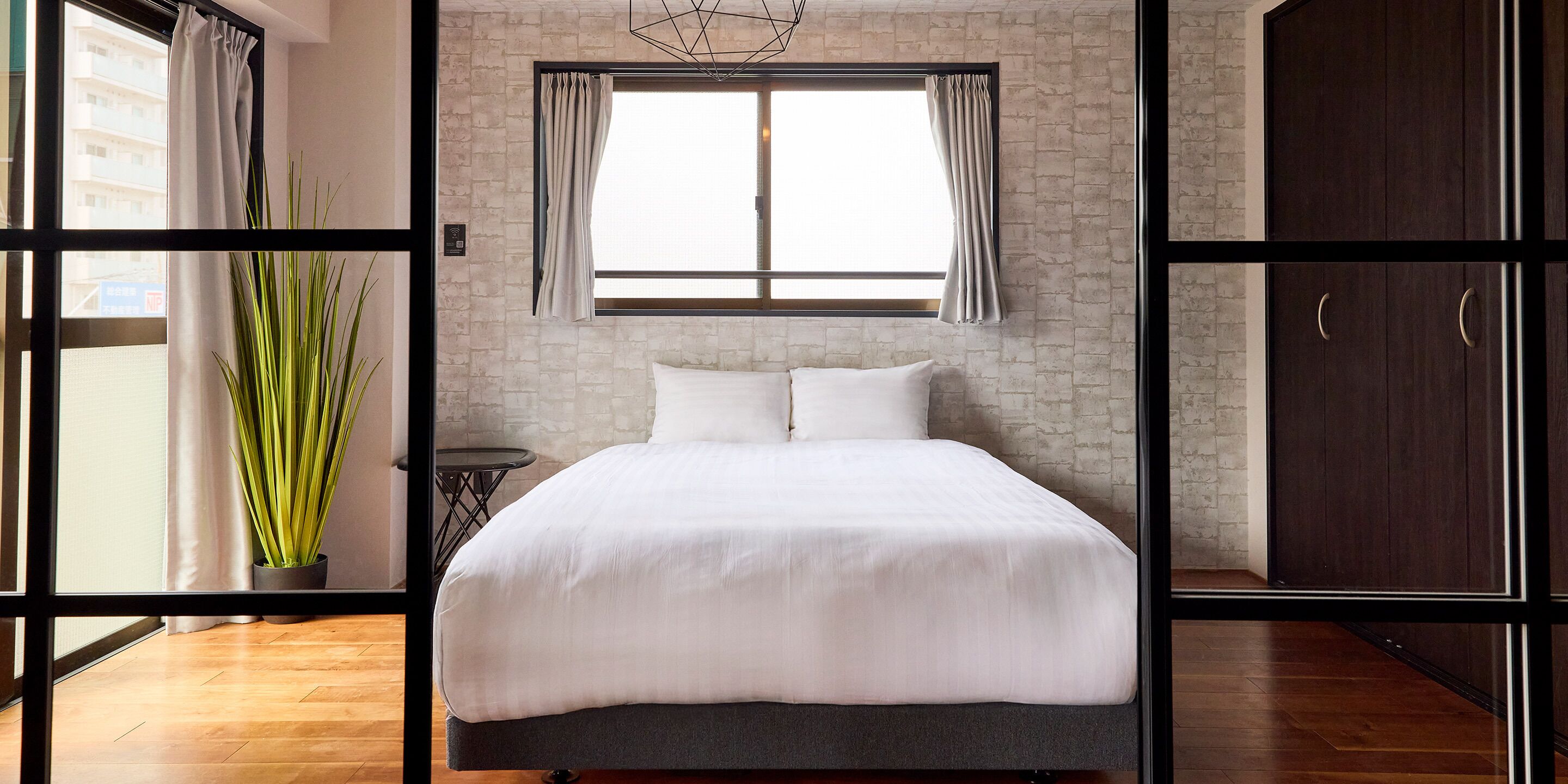 Basic Room, Balcony