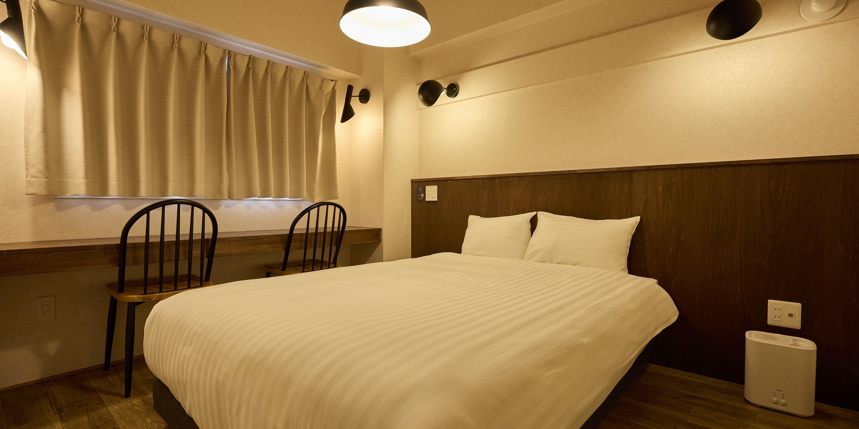 1 Double Bed + 2 Single Beds +2 Futon/70sqm/403, Non Smoking