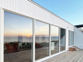 Standard Villa, Ocean View | Outdoor dining
