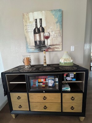 Interior - Spacious 4BR Home Near WSMR with King Suites (Las Cruces)