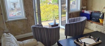 Gateway to Gower - 3 Bed Family Home near Swansea