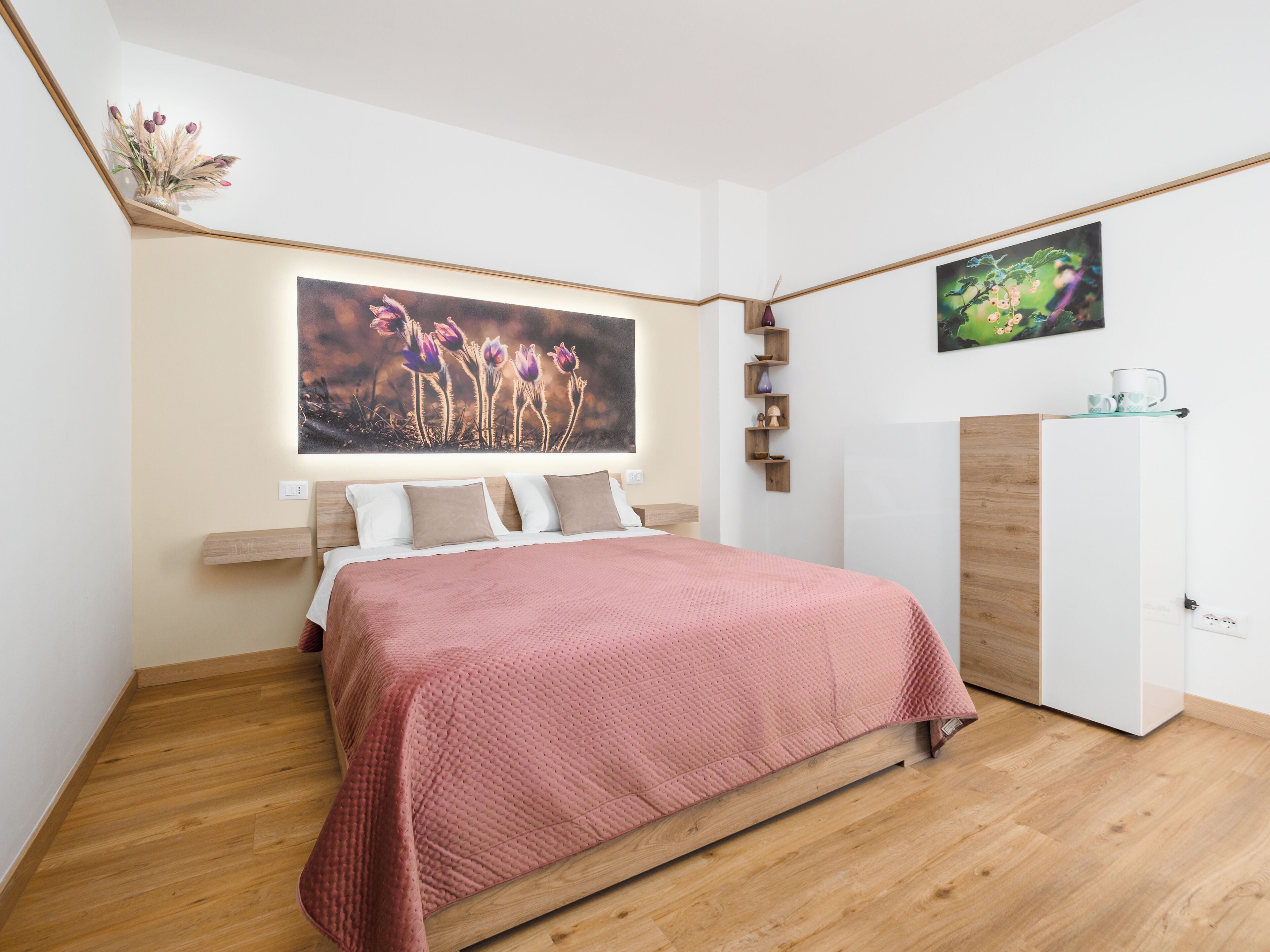 Deluxe Double Room, Balcony | Desk, laptop workspace, free WiFi