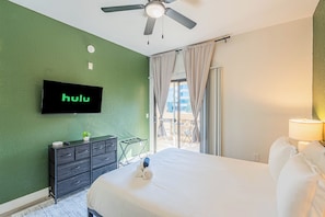 Apartment, Multiple Beds, Non Smoking, Kitchen | Desk, laptop workspace, iron/ironing board, free WiFi