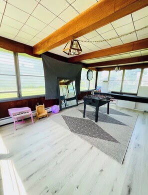 Spielezimmer
