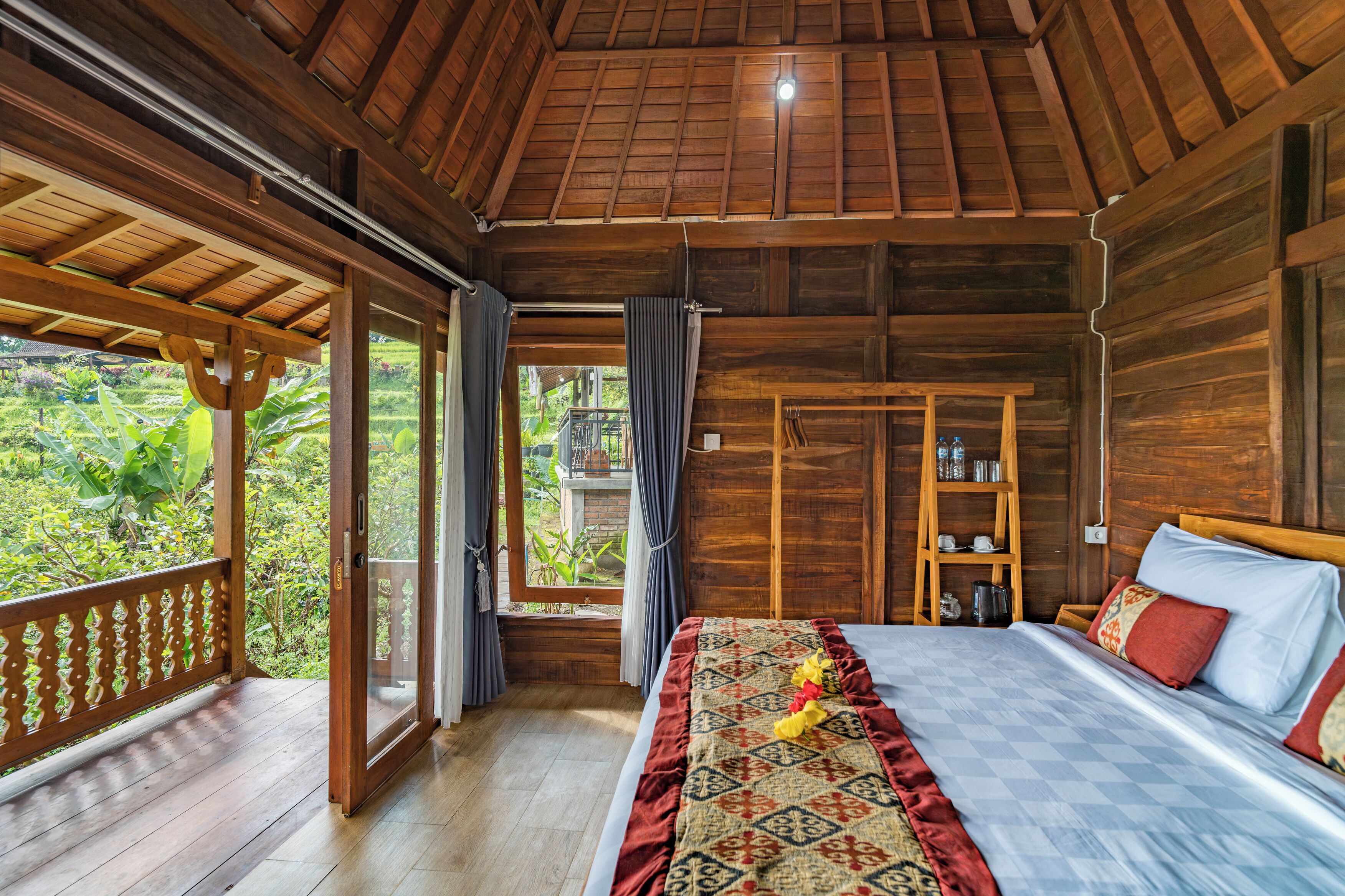 Kamar Double Deluks, pemandangan kebun