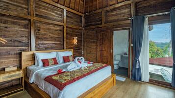 Kamar Double Deluks, pemandangan kebun | Detail interior