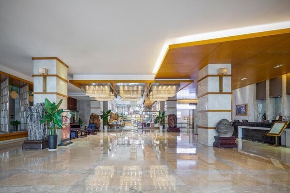 Lobby - King Maker Grand Hotel (Zhangjiajie)
