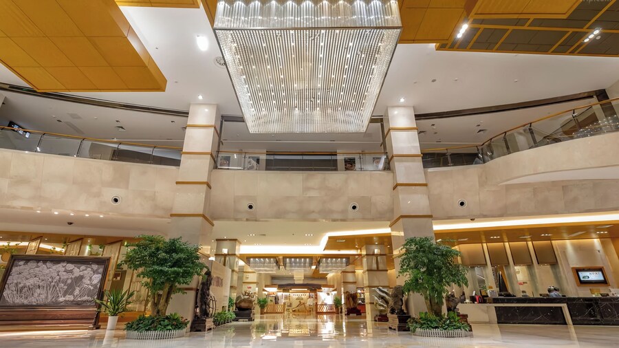 King Maker Grand Hotel