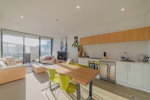 Interior - Modern Central City Sanctuary on Welles Street (Christchurch)