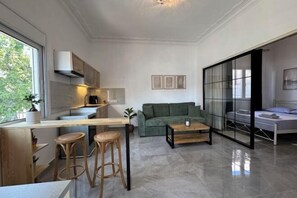 Room - Salamina Urban Escape (Salamis Island)