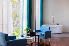 Comfort-Zweibettzimmer, Hügelblick | Innenbereich