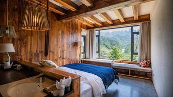 Villa, Balcony, Courtyard View