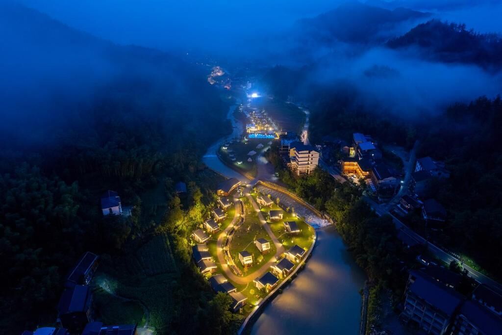 Cảnh từ trên cao