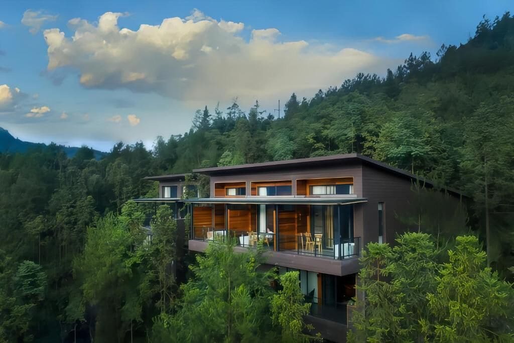 Vila Deluks, balkon, pemandangan halaman | Eksterior