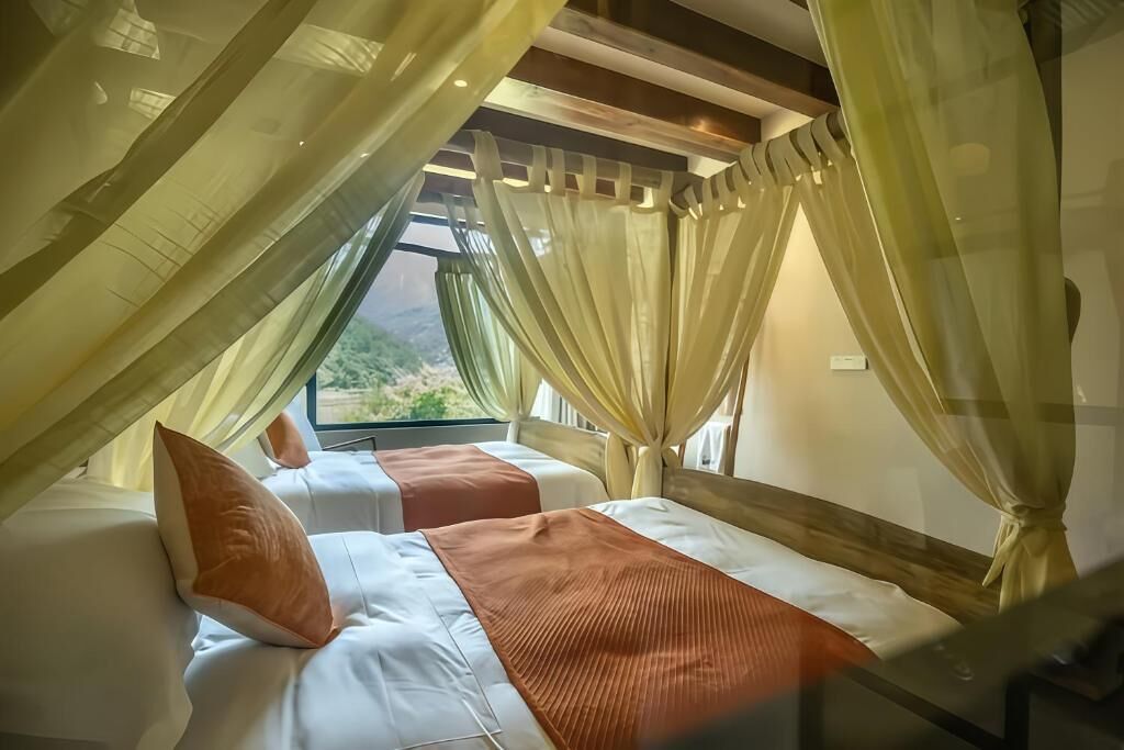 Deluxe-Villa, Balkon, Blick auf den Innenhof