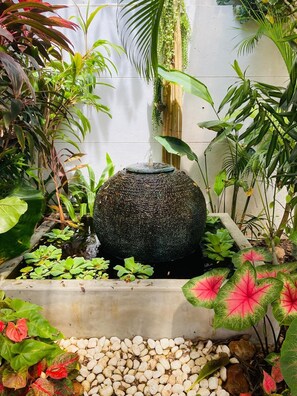 Property grounds - Tropical Eden pool villa walking distance to the beach (Koh Samui)