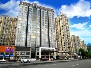 Exterior - Zhangjiajie Merlot Crystal Hotel (Zhangjiajie)