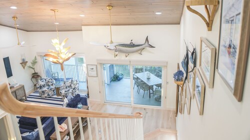 Rare BOCA GRANDE 3BR/3BA WATERFRONT - Gulf Sunsets & Harbor Sunrises - Boat Slip