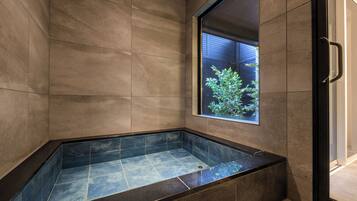 Premier Villa, 4 Bedrooms | Bathroom