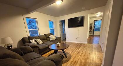 Peaceful 3-bedroom apartment in charming Norwich perfect for relaxing