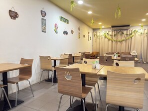 Dining - My Inn Hotel Inanam Kota Kinabalu (Kota Kinabalu)