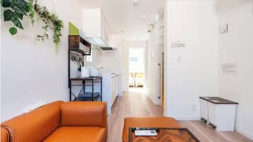 Family House, City View | Living area