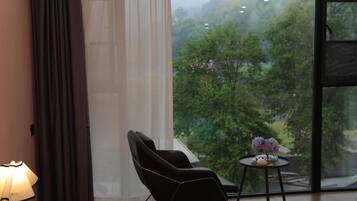 Superior Double Room, Mountain View | Interior