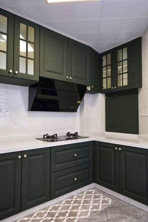 Superior Suite, Garden View | Private kitchen - Innocondo Extended Stay Jing'an San He (Shanghai)