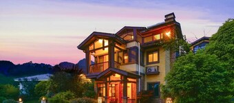 Avatar Valley Grand Hotel