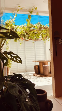 テラス / パティオ. Bossa Nova Home - a private house 5 minutes from the beach with Brazilian style!