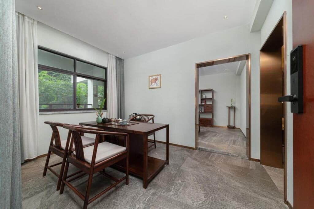 行政套房, 露台, 庭園景 | 內部