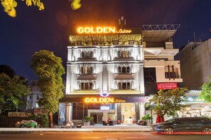 Front of property - Golden Suites Saigon (Tan Phong)