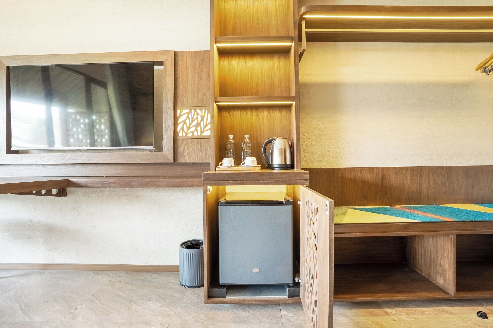 Kahden hengen superior-huone, parveke, näköala lomakeskukseen | Sisätilat