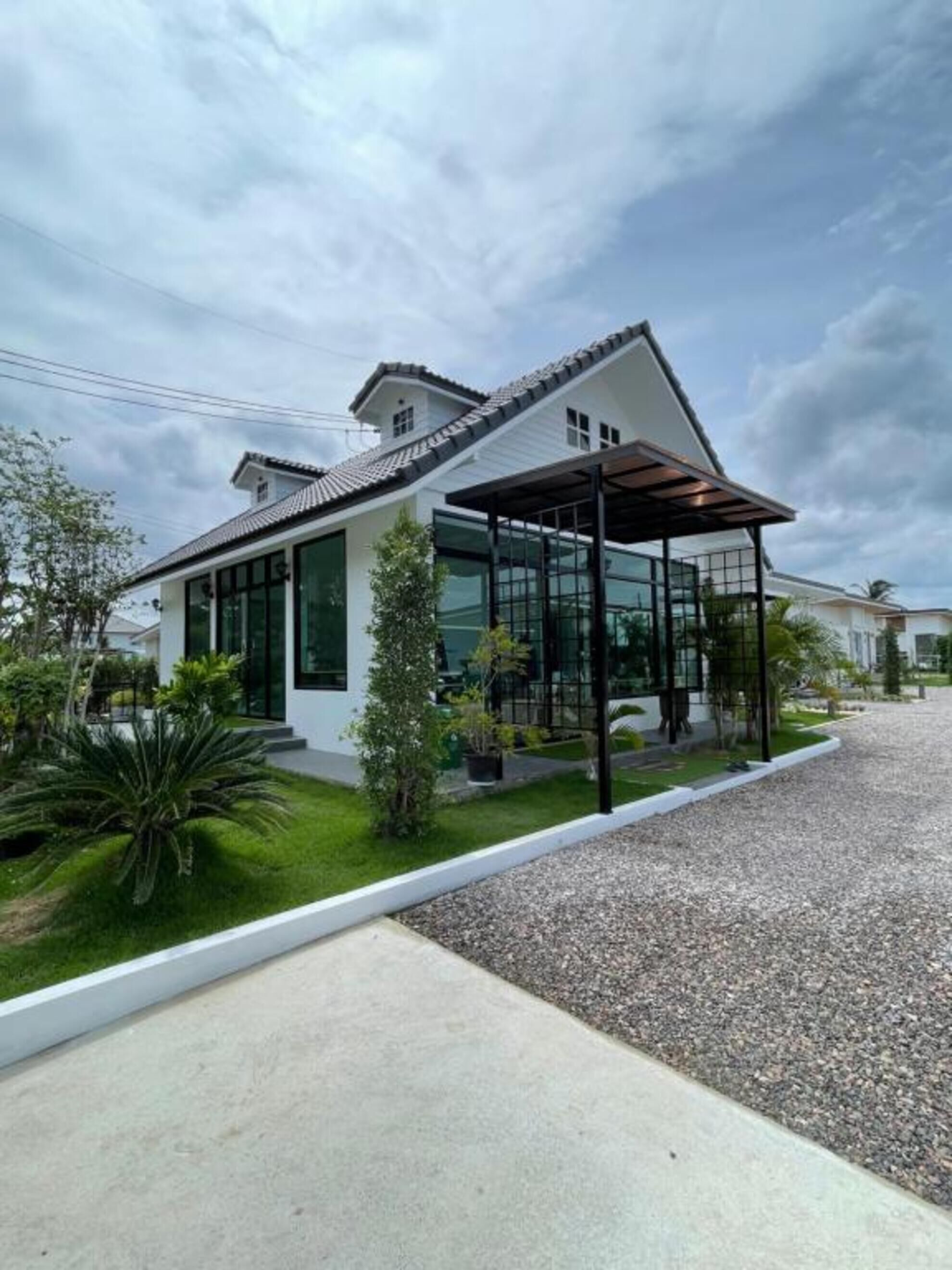 บริเวณภายนอก