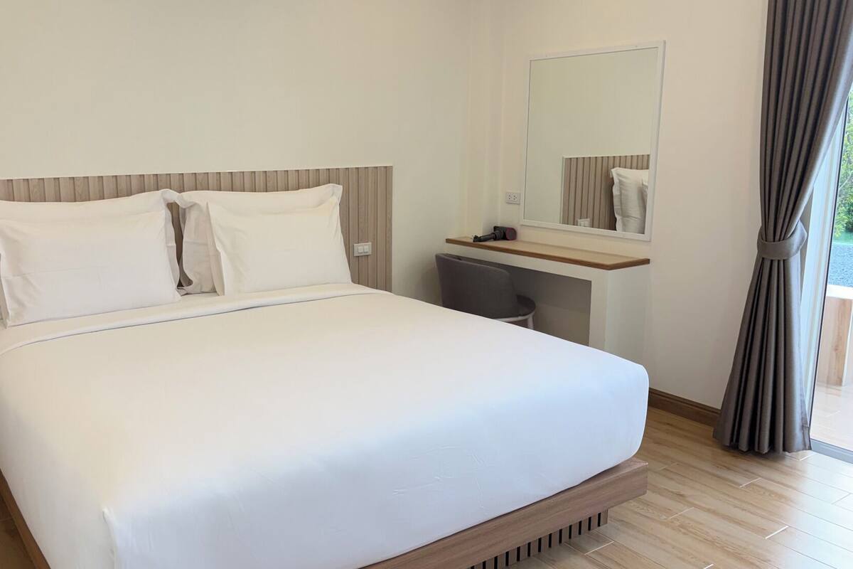 高級客房, 1 張特大雙人床