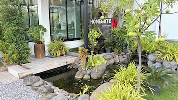 Mặt tiền nơi lưu trú