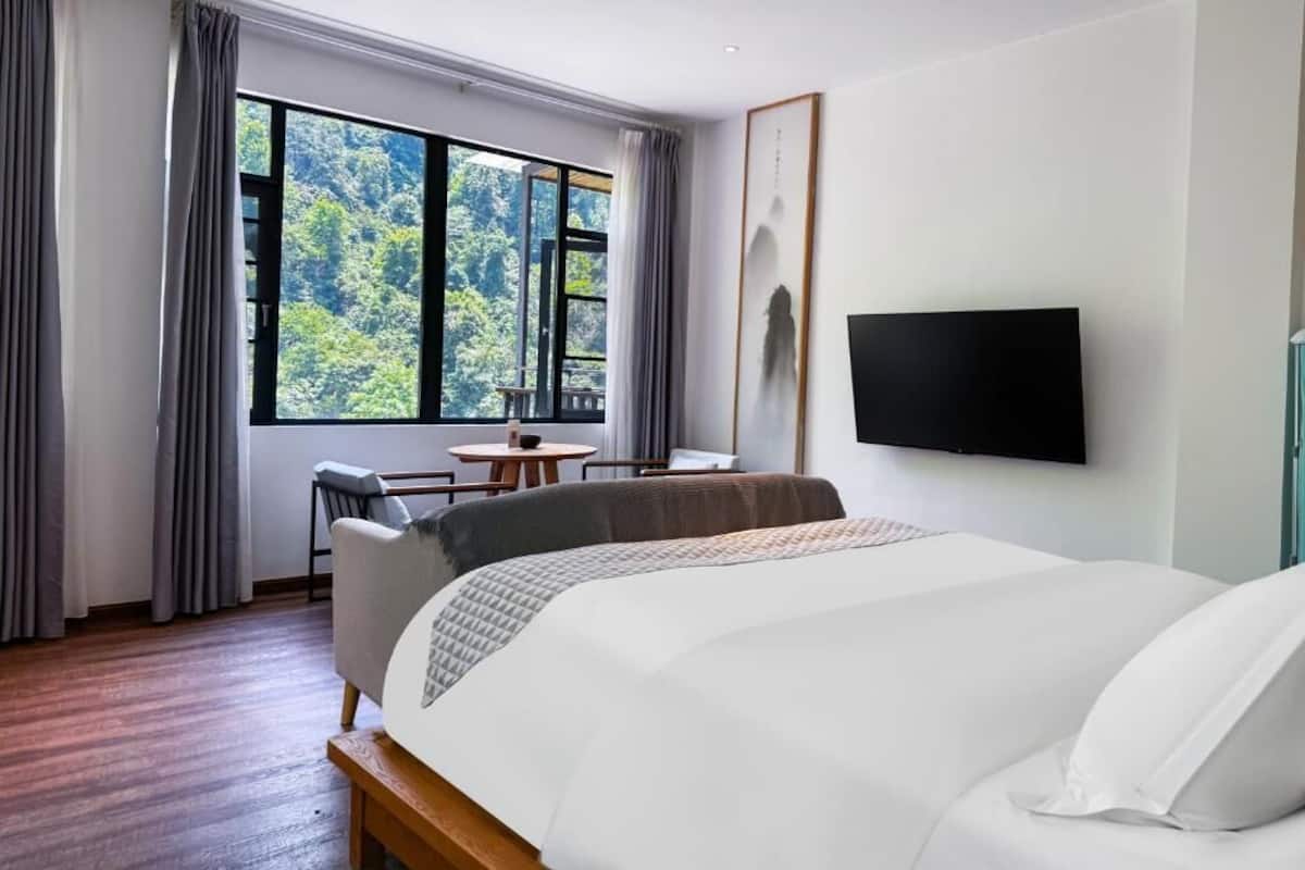 Superior Double Room, Balcony, Courtyard View