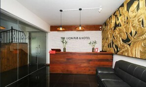 Reception - The Lion Pub & Hotel (Dehiwala-Mount Lavinia)