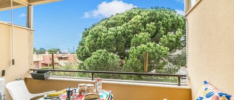 Standard-Apartment, Mehrere Schlafzimmer (Casetta Azzurra Capalbio) | Balkon