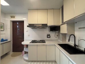 Superior Suite | Private kitchen - Innocondo Extended Stay Jing'an Wan Hang (Shanghai)