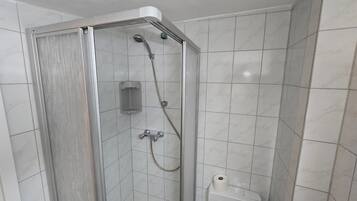 Apartemen | Kamar mandi